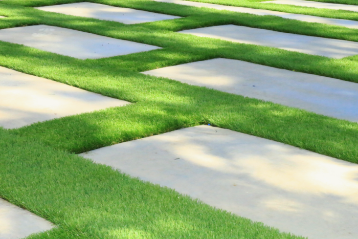Artificial Turf & Pavers: Tips Before You Start Digging
